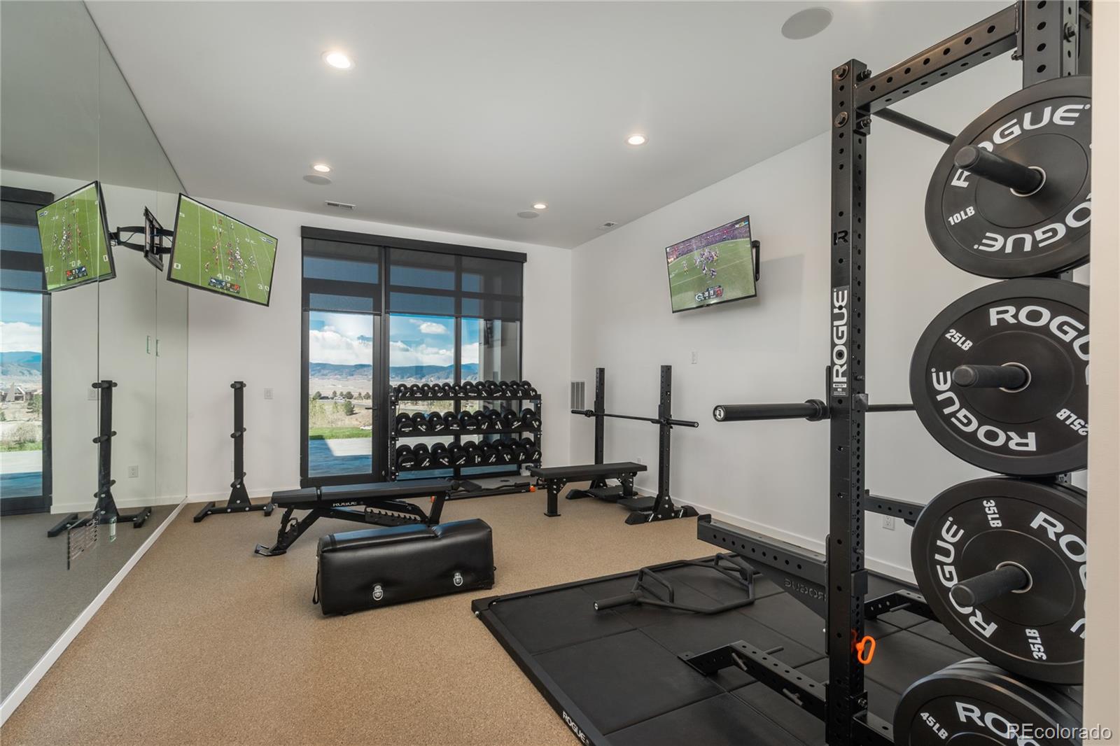 Highlands Ranch, Colorado, 80126, United States, 4 Bedrooms Bedrooms, ,7 BathroomsBathrooms,Residential,Active,2045709