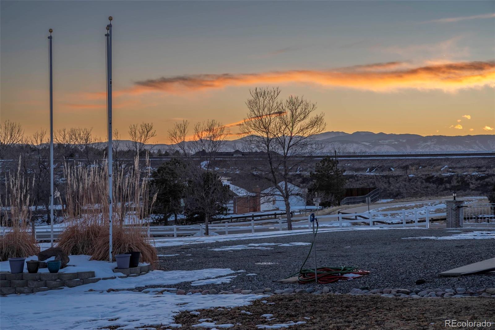 Westminster, Colorado, 80021, United States, 3 Bedrooms Bedrooms, ,4 BathroomsBathrooms,Residential,Contingent,1764464