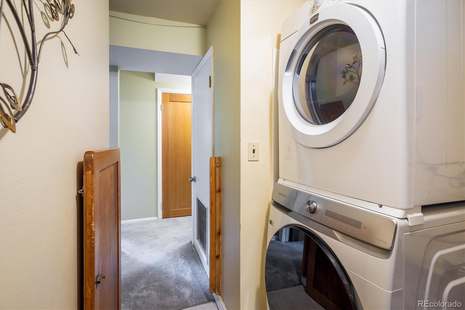 Boulder, Colorado, 80304, United States, 3 Bedrooms Bedrooms, ,2 BathroomsBathrooms,Residential,Active,1944056