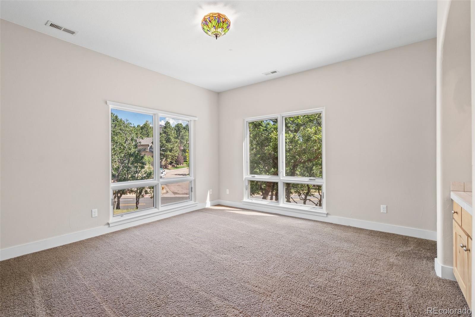 Colorado Springs, Colorado, 80919, United States, 4 Bedrooms Bedrooms, ,4 BathroomsBathrooms,Residential,Active,1909853