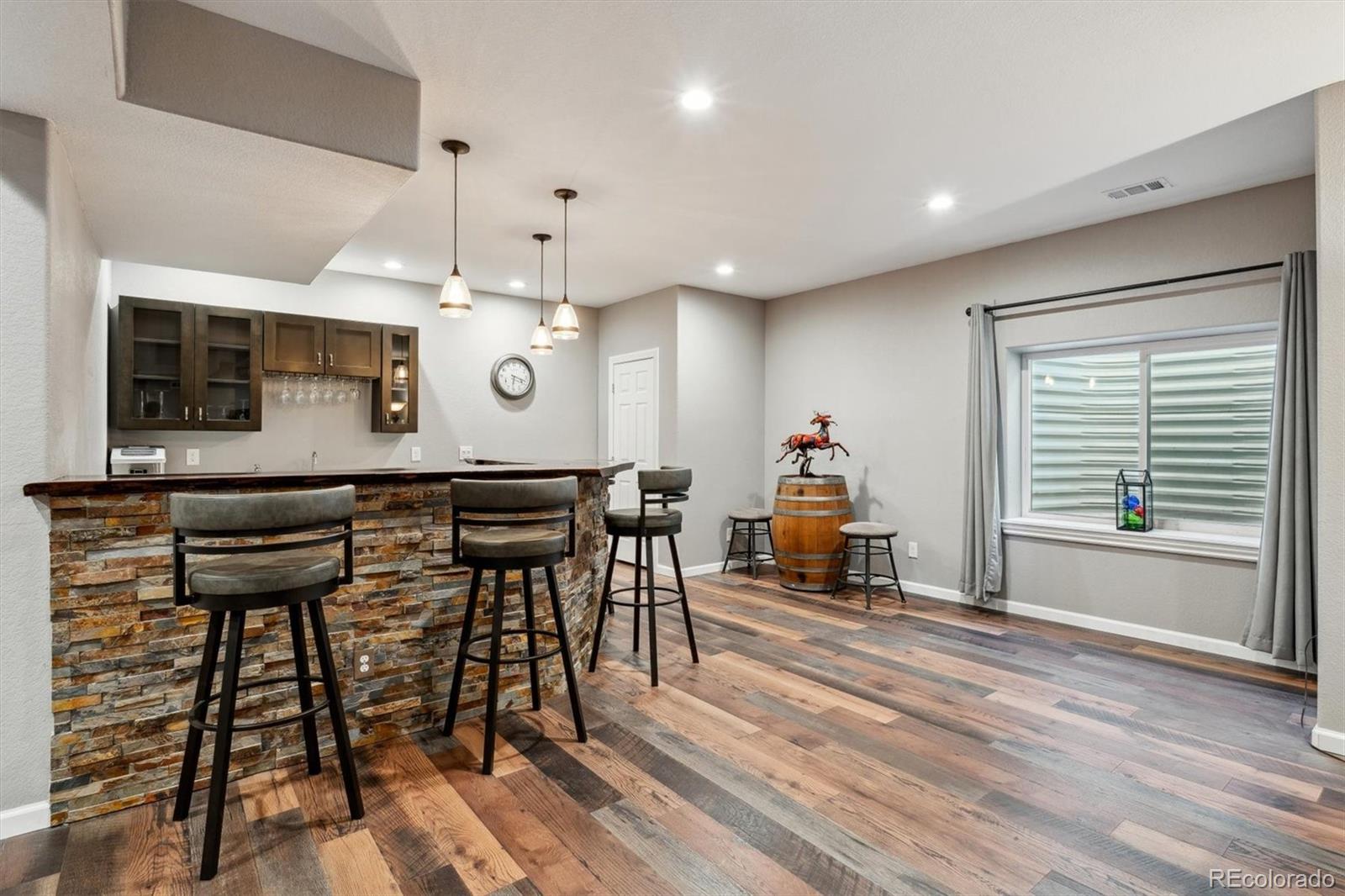 Brighton, Colorado, 80602, United States, 7 Bedrooms Bedrooms, ,5 BathroomsBathrooms,Residential,Active,2010194