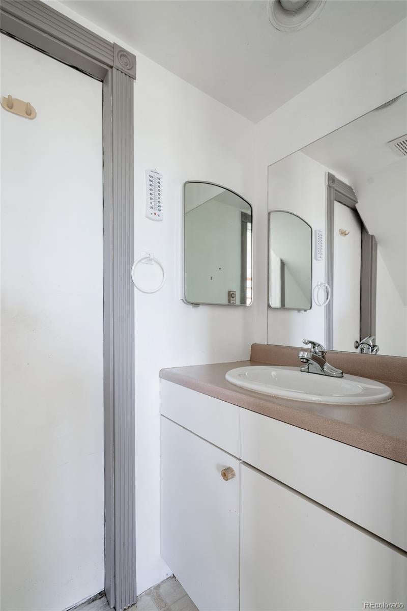 Loveland, Colorado, 80537, United States, 3 Bedrooms Bedrooms, ,3 BathroomsBathrooms,Residential,Active,1892432