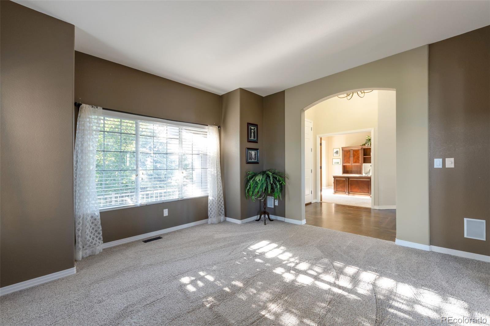 Aurora, Colorado, 80016, United States, 5 Bedrooms Bedrooms, ,7 BathroomsBathrooms,Residential,Active,1929689