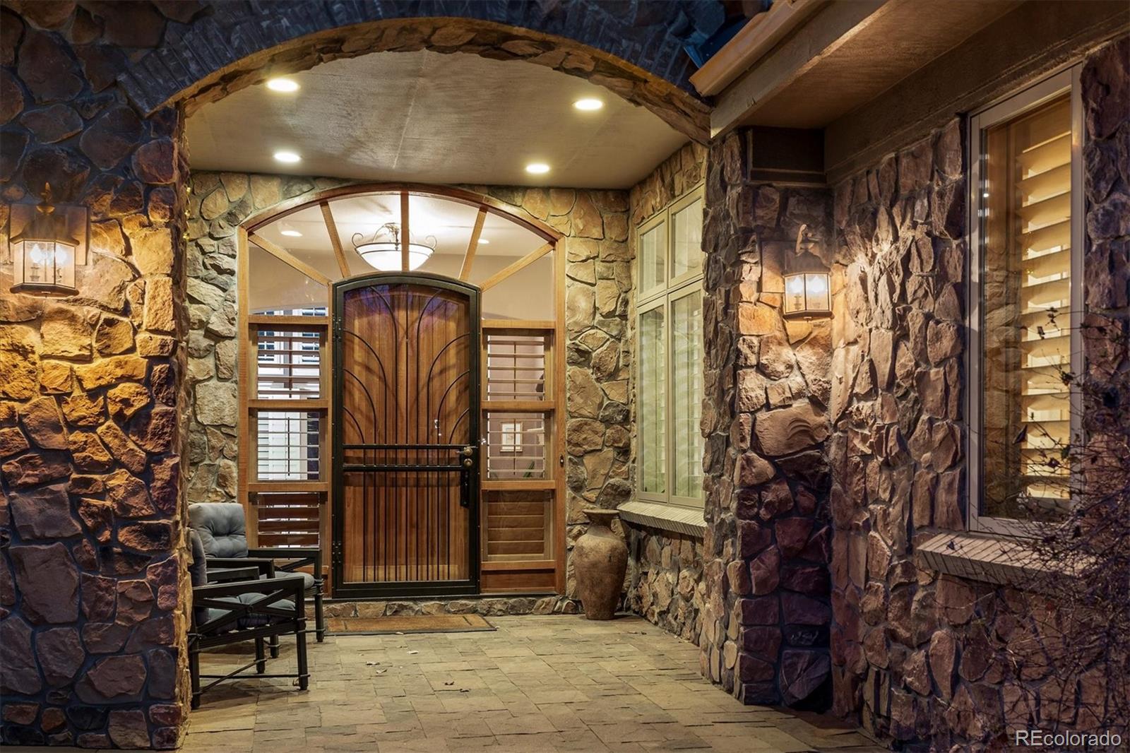 Littleton, Colorado, 80128, United States, 4 Bedrooms Bedrooms, ,5 BathroomsBathrooms,Residential,Active,2023431