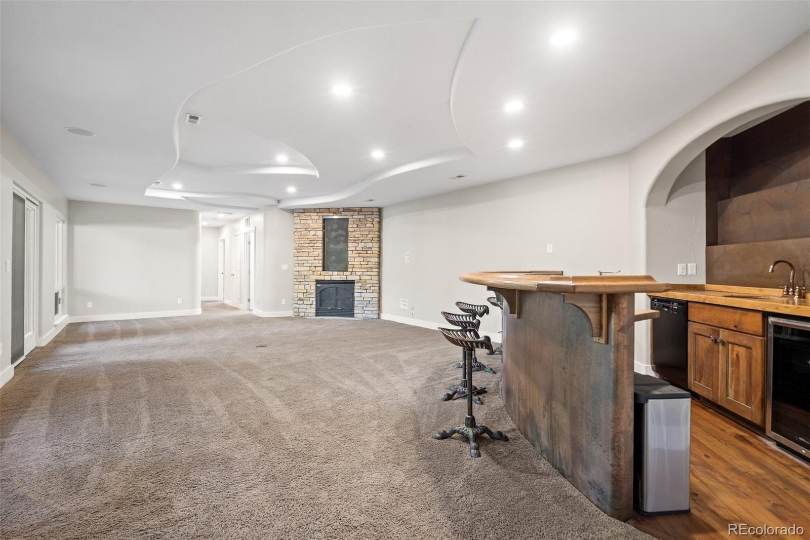 Colorado Springs, Colorado, 80919, United States, 4 Bedrooms Bedrooms, ,4 BathroomsBathrooms,Residential,Active,1909853