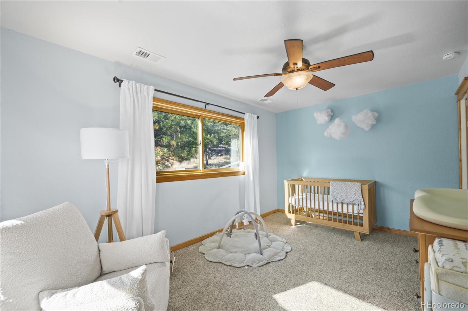 Lyons, Colorado, 80540, United States, 4 Bedrooms Bedrooms, ,4 BathroomsBathrooms,Residential,Active,2000204