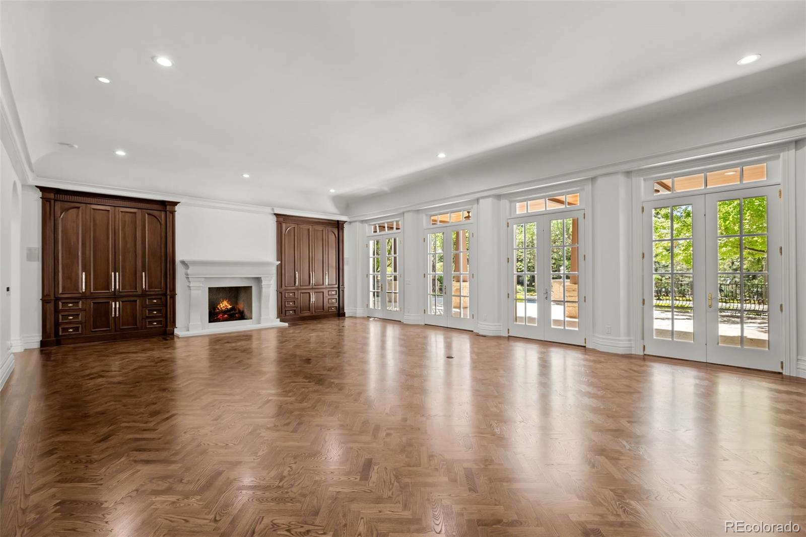 Cherry Hills Village, Colorado, 80113, United States, ,9 BathroomsBathrooms,Residential,Active,1820487
