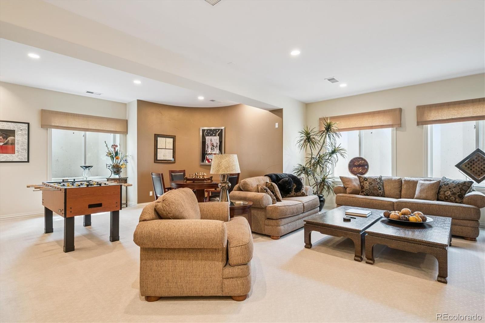 Denver, Colorado, 80231, United States, 4 Bedrooms Bedrooms, ,6 BathroomsBathrooms,Residential,Active,2008745