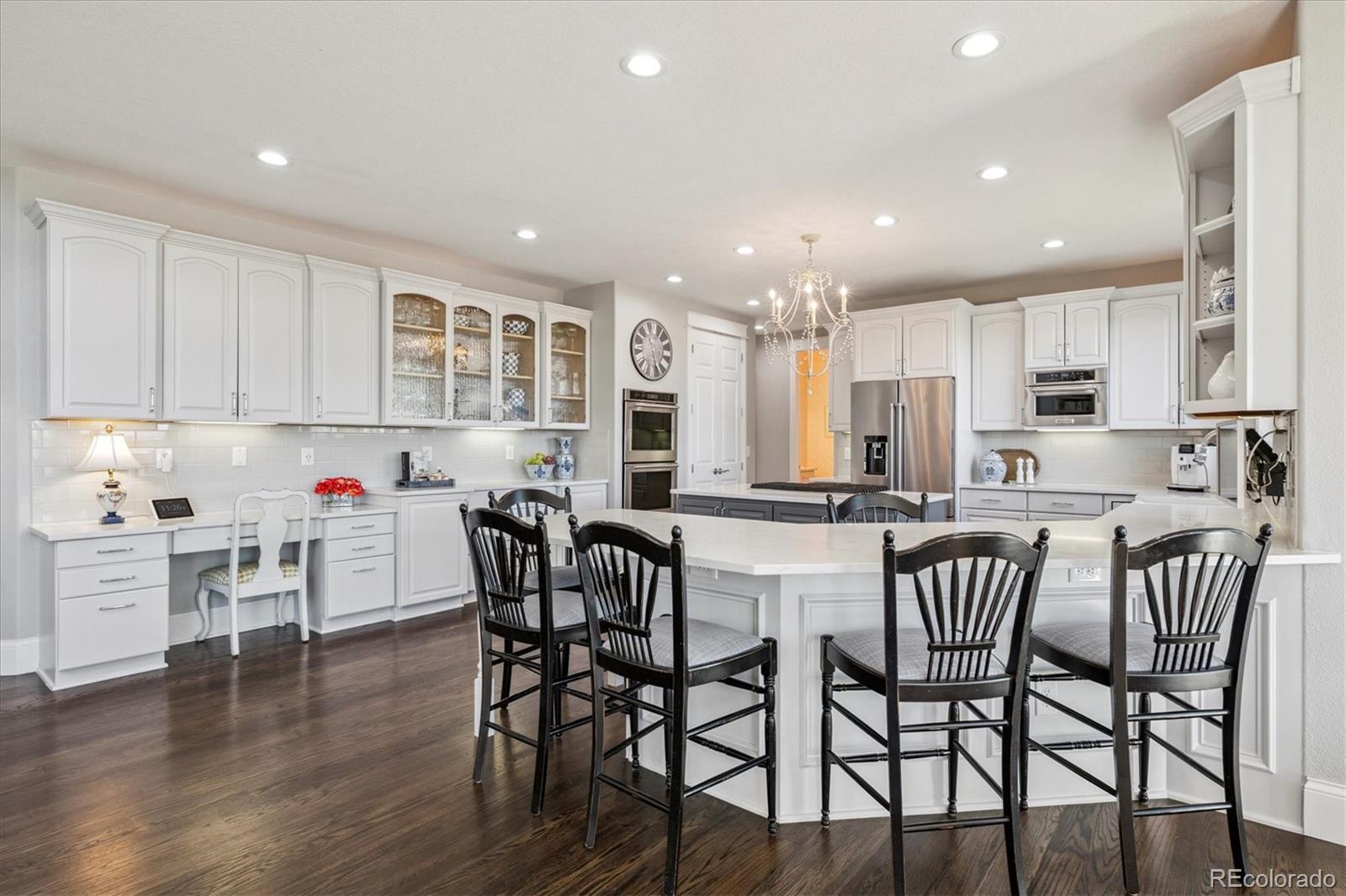 Englewood, Colorado, 80111, United States, 5 Bedrooms Bedrooms, ,6 BathroomsBathrooms,Residential,Active,1992207