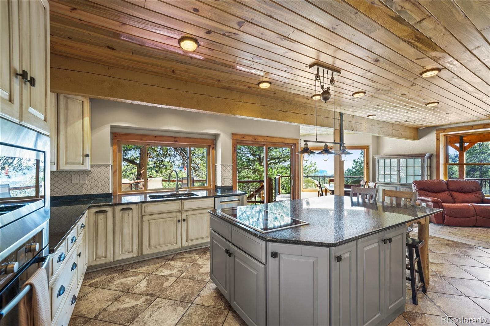 Lyons, Colorado, 80540, United States, 4 Bedrooms Bedrooms, ,4 BathroomsBathrooms,Residential,Active,2000204