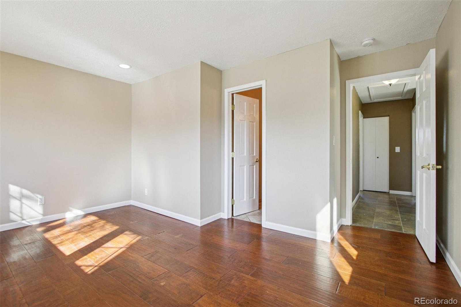 Silverthorne, Colorado, 80498, United States, 3 Bedrooms Bedrooms, ,2 BathroomsBathrooms,Residential,Active,1992542