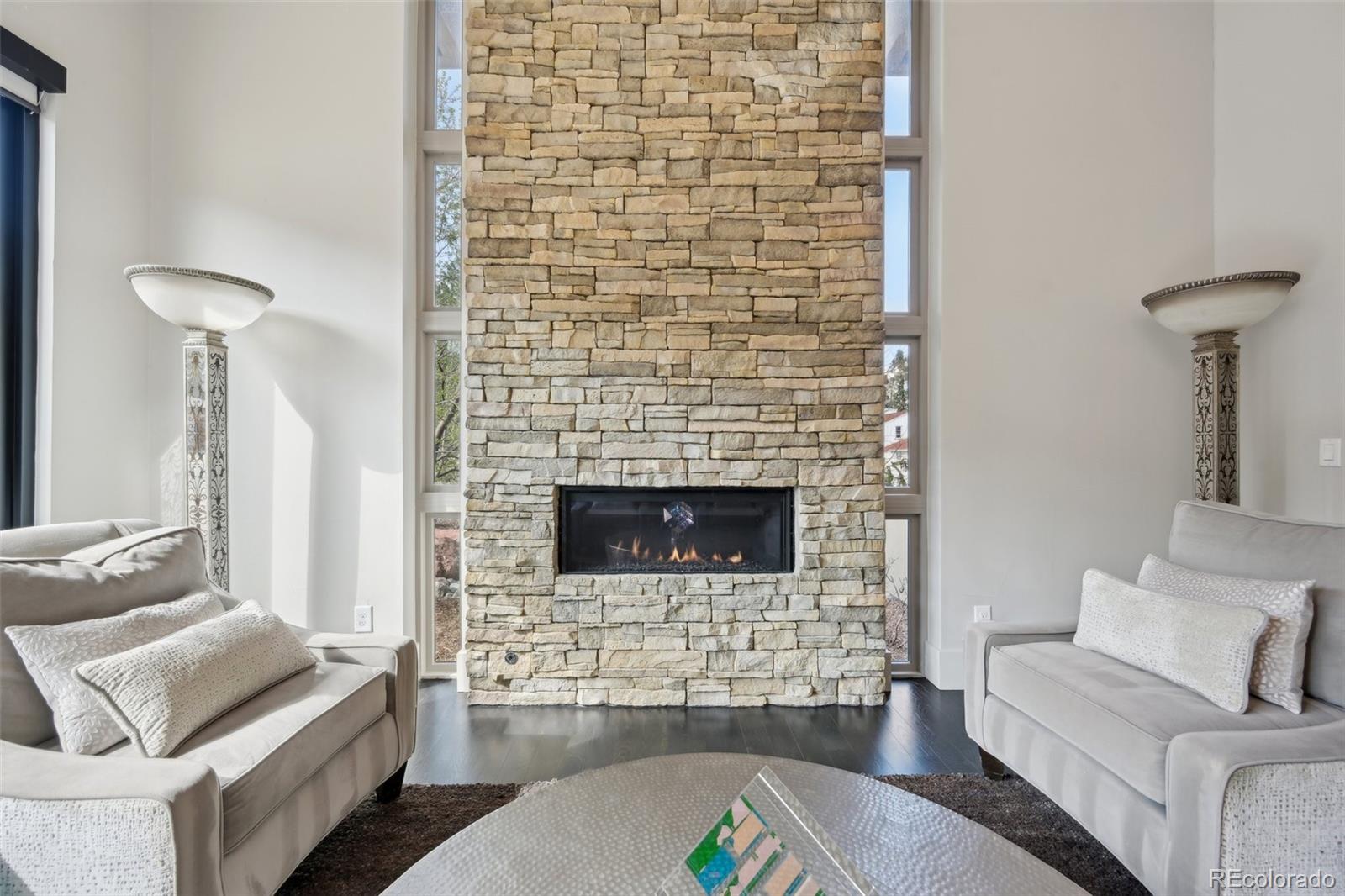 Boulder, Colorado, 80302, United States, 5 Bedrooms Bedrooms, ,6 BathroomsBathrooms,Residential,Active,1944020