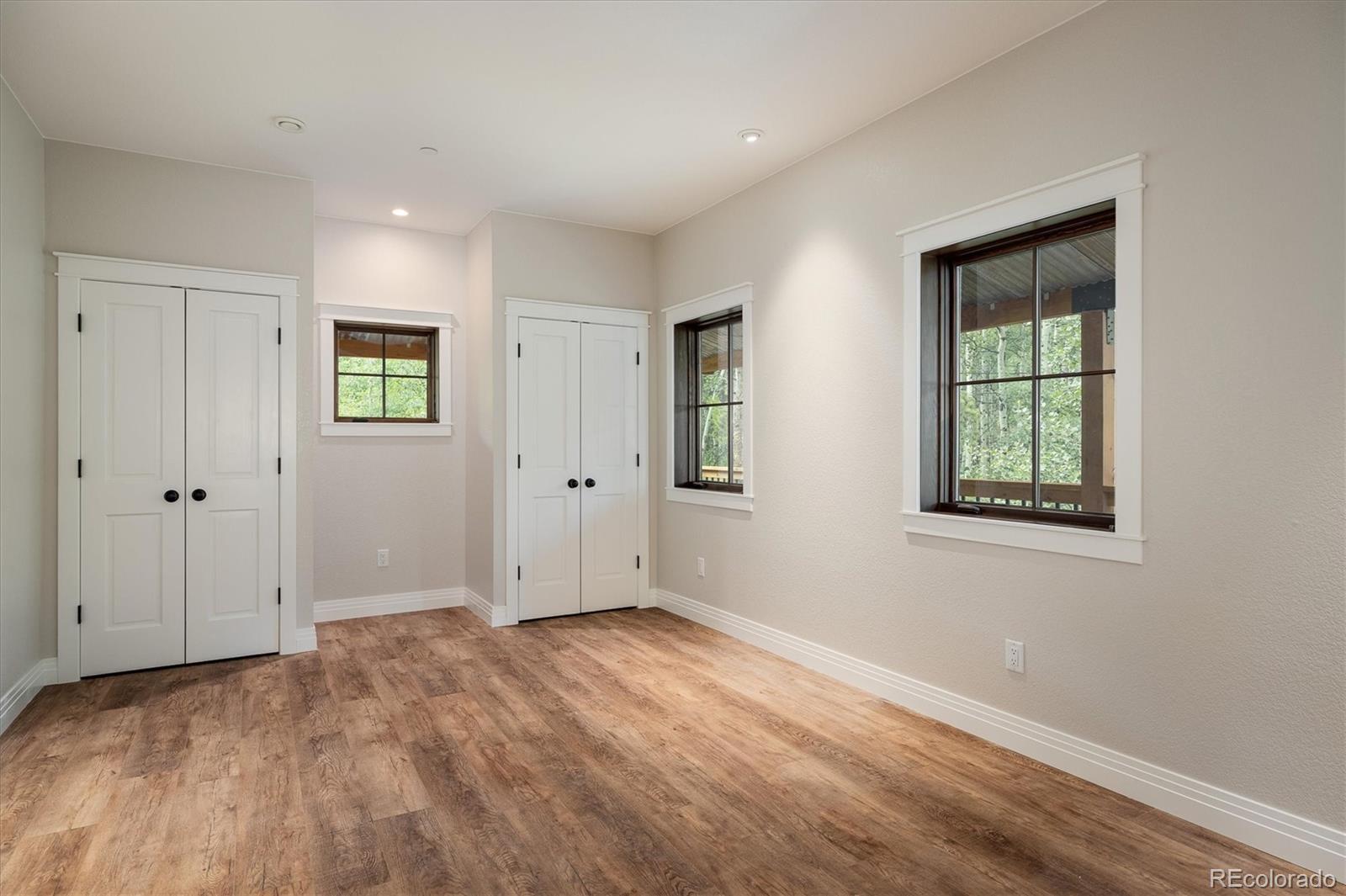 Golden, Colorado, 80403, United States, 2 Bedrooms Bedrooms, ,3 BathroomsBathrooms,Residential,Contingent,1889003