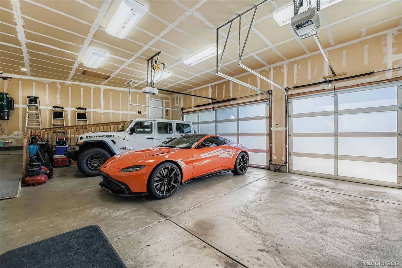 Arvada, Colorado, 80007, United States, 4 Bedrooms Bedrooms, ,4 BathroomsBathrooms,Residential,Active,1953649