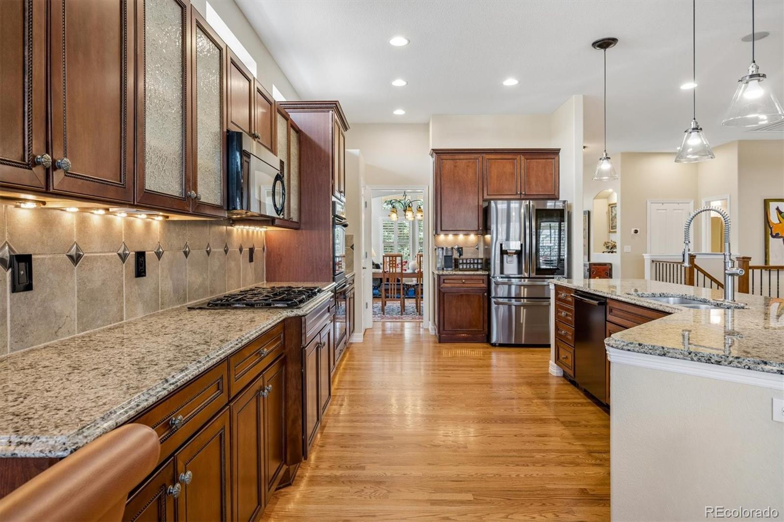 Castle Rock, Colorado, 80104, United States, 4 Bedrooms Bedrooms, ,5 BathroomsBathrooms,Residential,Active,2034010