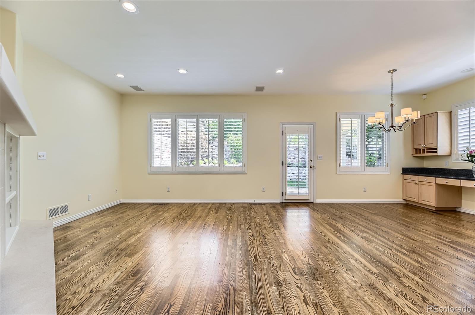 Greenwood Village, Colorado, 80121, United States, ,4 BathroomsBathrooms,Residential,Active,1824499