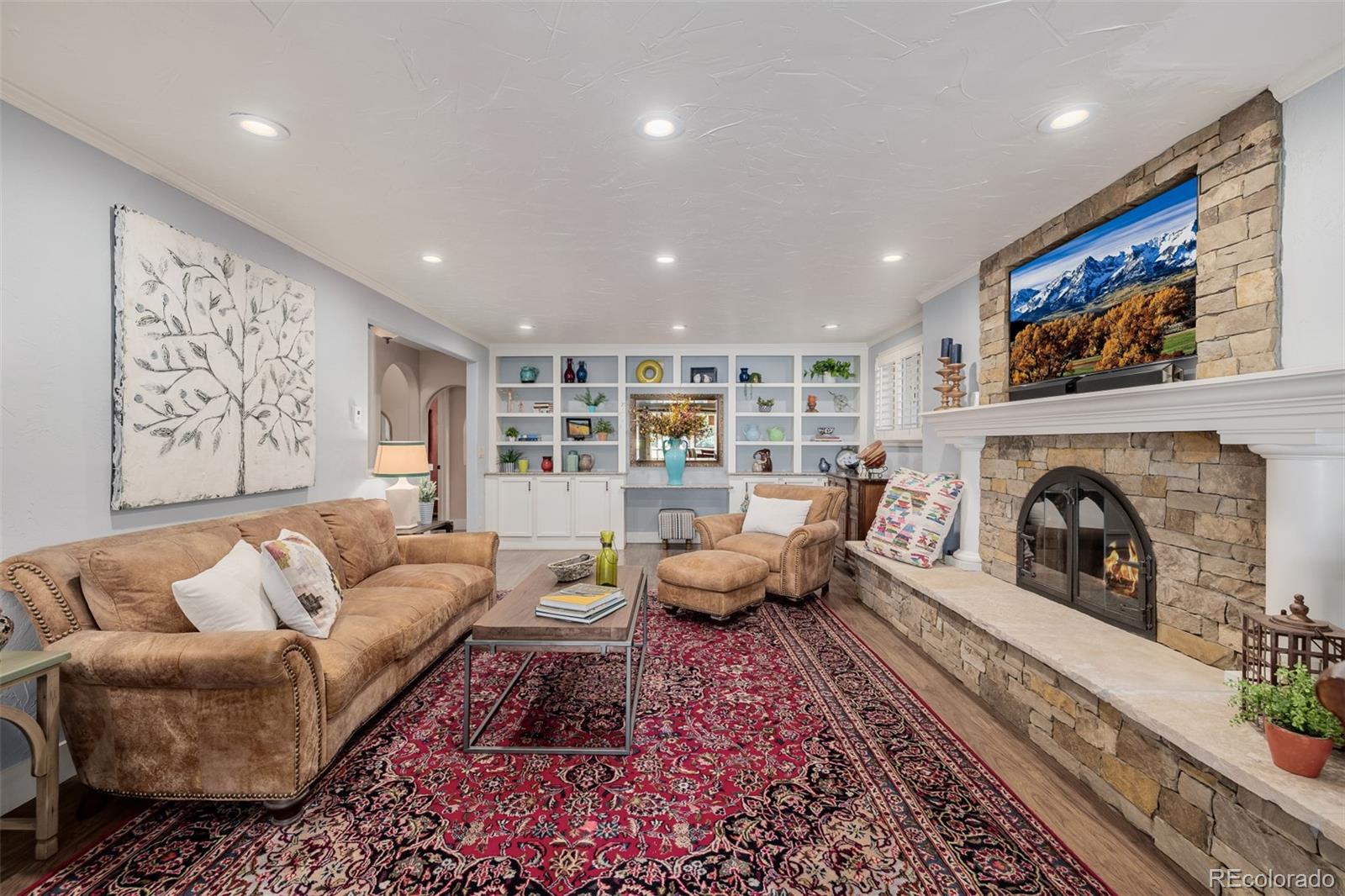 Greenwood Village, Colorado, 80121, United States, 4 Bedrooms Bedrooms, ,5 BathroomsBathrooms,Residential,Active,1888462