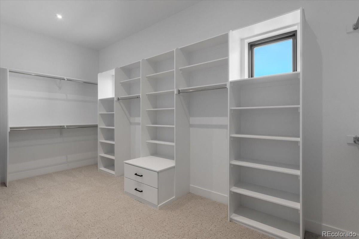 Parker, Colorado, 80138, United States, 4 Bedrooms Bedrooms, ,5 BathroomsBathrooms,Residential,Active,1968378