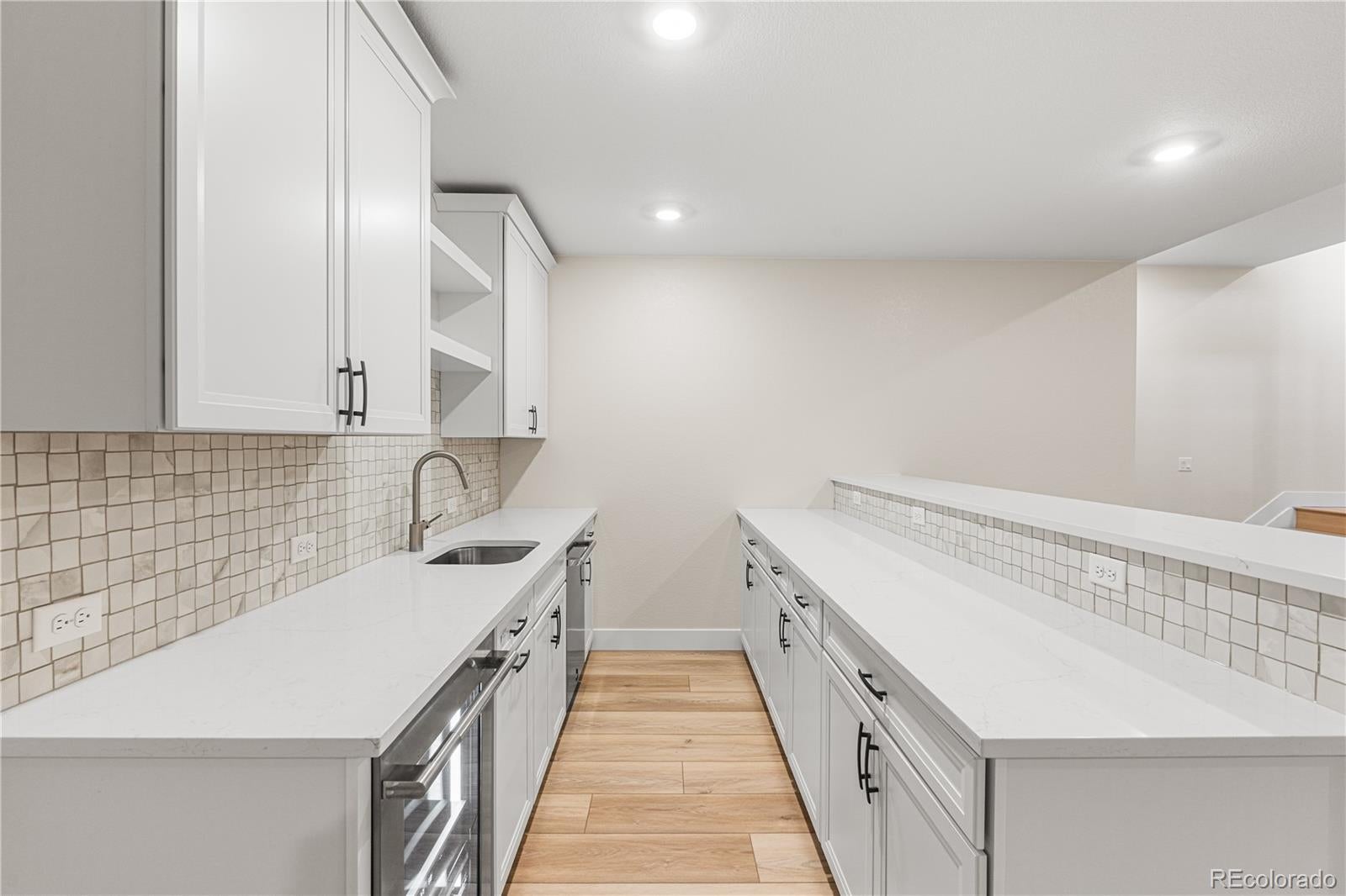 Castle Pines, Colorado, 80108, United States, 7 Bedrooms Bedrooms, ,8 BathroomsBathrooms,Residential,Active,1992239