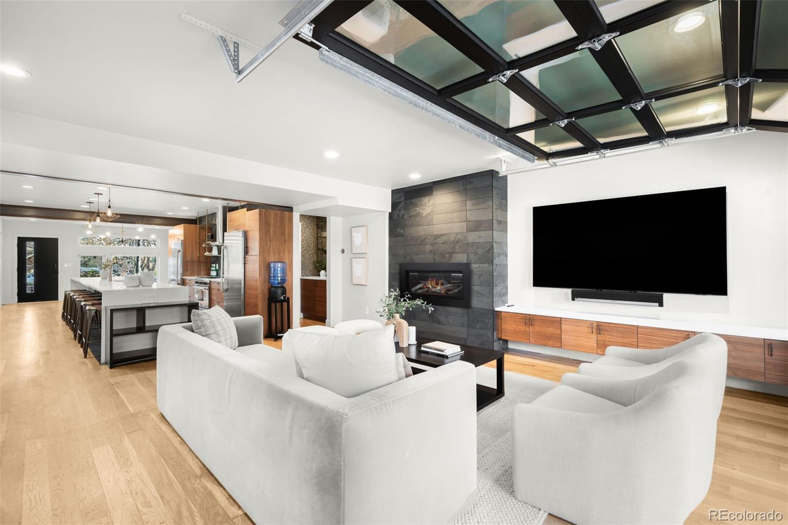 Denver, Colorado, 80211, United States, 3 Bedrooms Bedrooms, ,4 BathroomsBathrooms,Residential,Active,1990682