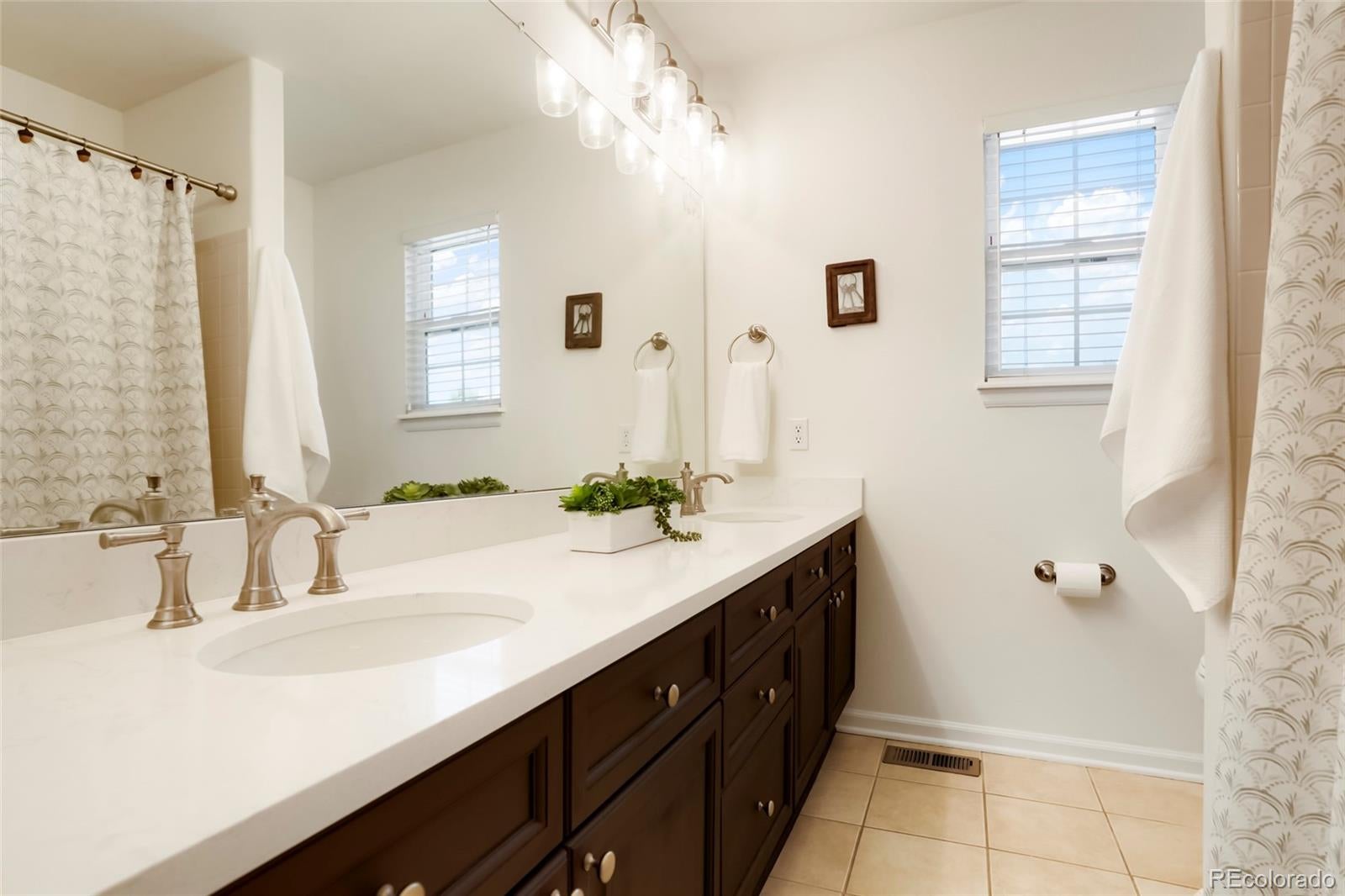 Highlands Ranch, Colorado, 80126, United States, 5 Bedrooms Bedrooms, ,5 BathroomsBathrooms,Residential,Active,1922291