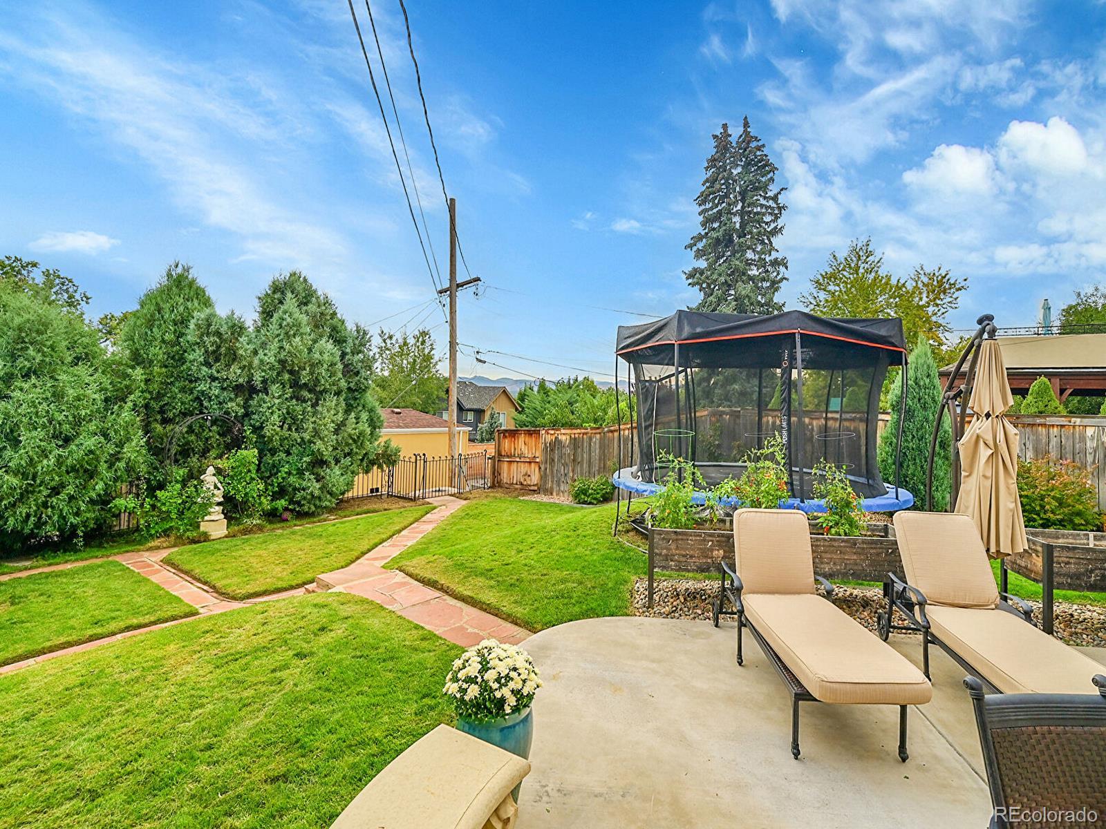 Denver, Colorado, 80212, United States, 4 Bedrooms Bedrooms, ,3 BathroomsBathrooms,Residential,Active,1946316