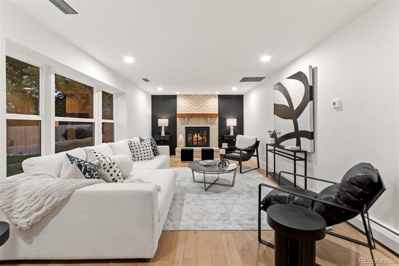 Denver, Colorado, 80237, United States, ,4 BathroomsBathrooms,Residential,Active,1894229