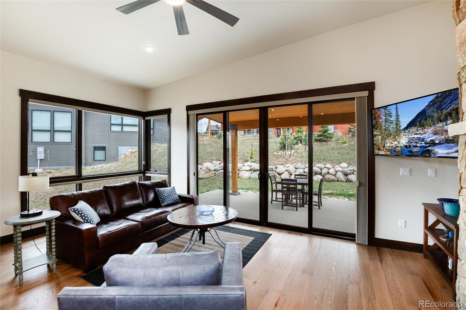 Silverthorne, Colorado, 80498, United States, 3 Bedrooms Bedrooms, ,3 BathroomsBathrooms,Residential,Active,1823934