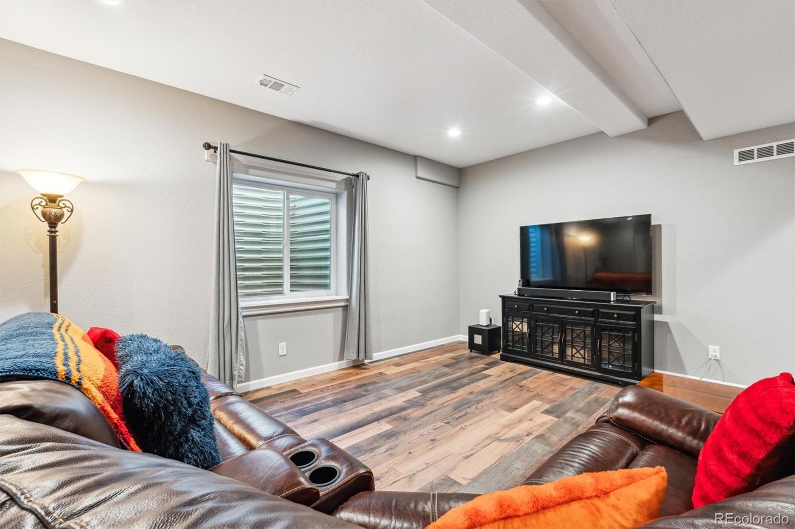 Brighton, Colorado, 80602, United States, 7 Bedrooms Bedrooms, ,5 BathroomsBathrooms,Residential,Active,2010194