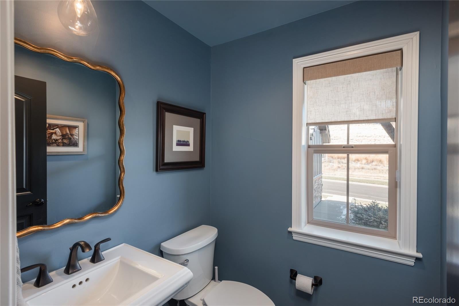 Highlands Ranch, Colorado, 80126, United States, 6 Bedrooms Bedrooms, ,5 BathroomsBathrooms,Residential,Active,2010901