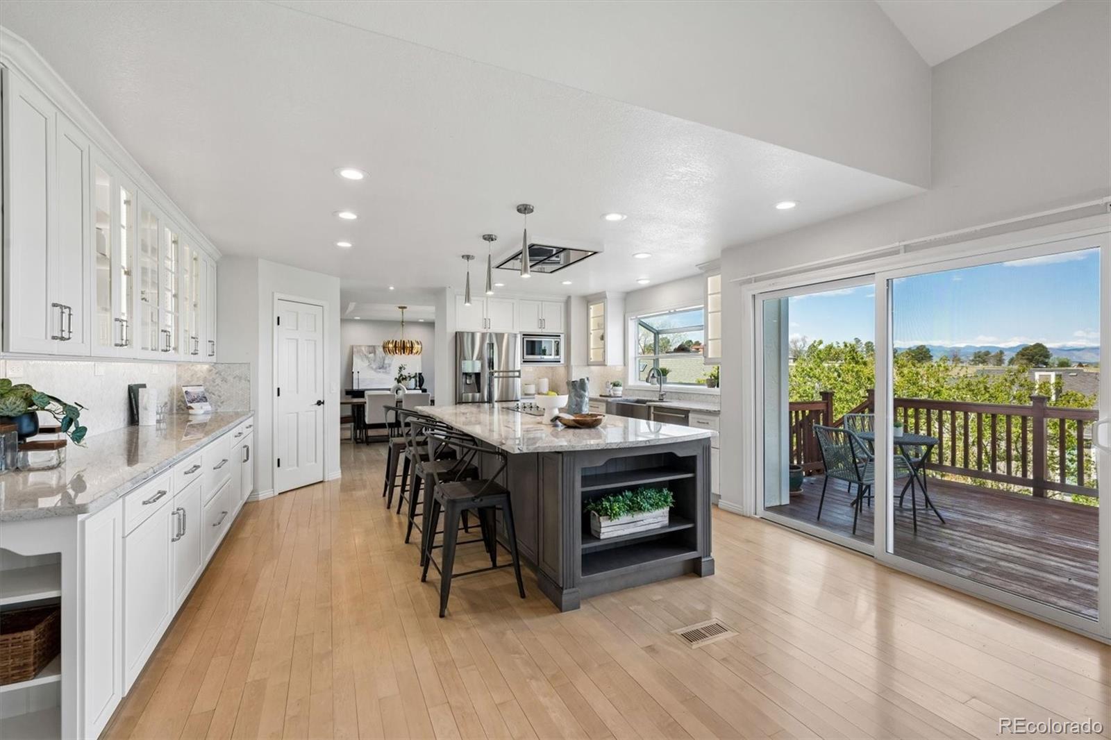 Highlands Ranch, Colorado, 80126, United States, 4 Bedrooms Bedrooms, ,3 BathroomsBathrooms,Residential,Active,2045752