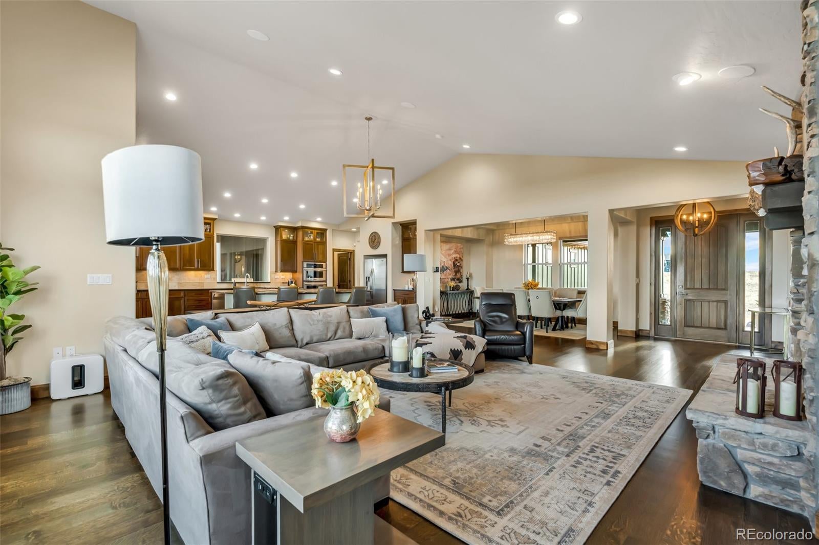 Elizabeth, Colorado, 80107, United States, 4 Bedrooms Bedrooms, ,6 BathroomsBathrooms,Residential,Contingent,2007099