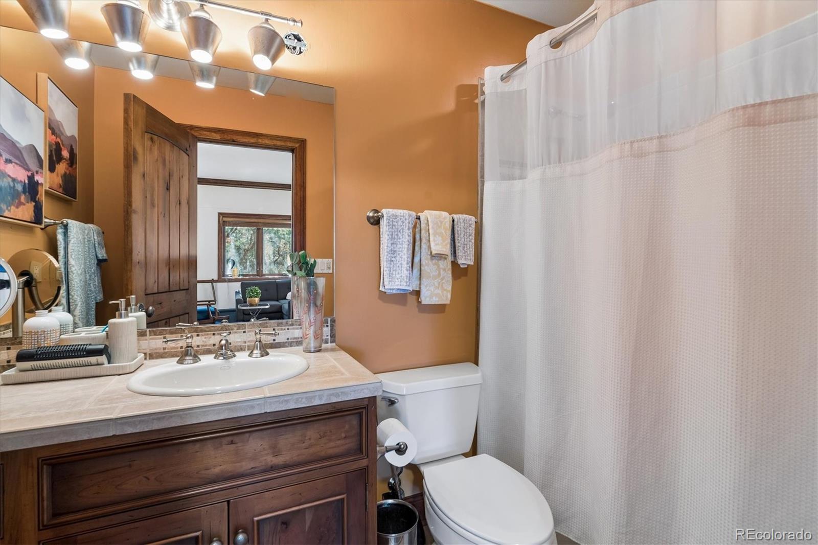 Colorado Springs, Colorado, 80906, United States, 5 Bedrooms Bedrooms, ,7 BathroomsBathrooms,Residential,Active,2045540