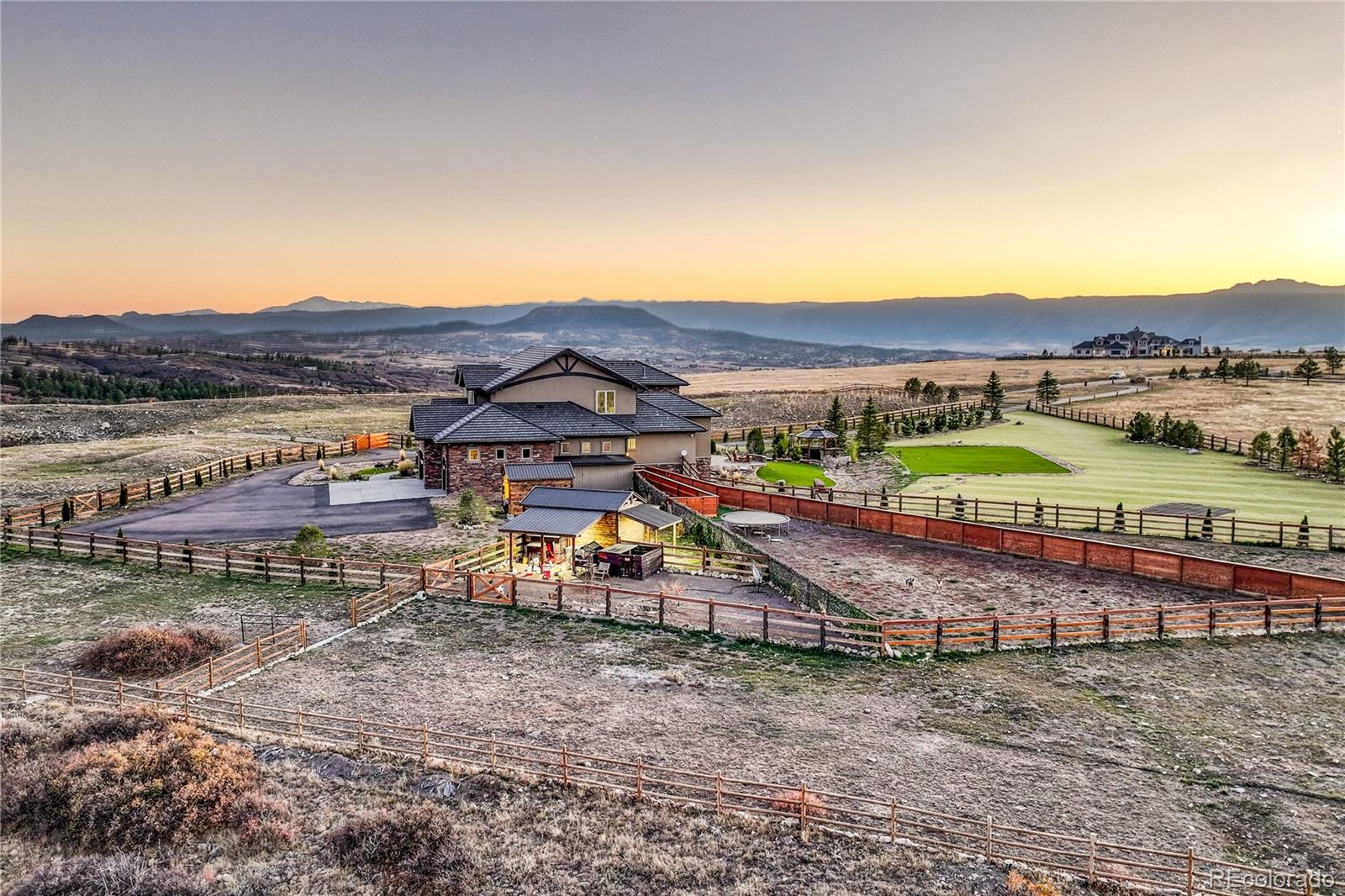 Castle Rock, Colorado, 80109, United States, 5 Bedrooms Bedrooms, ,6 BathroomsBathrooms,Residential,Active,1986908