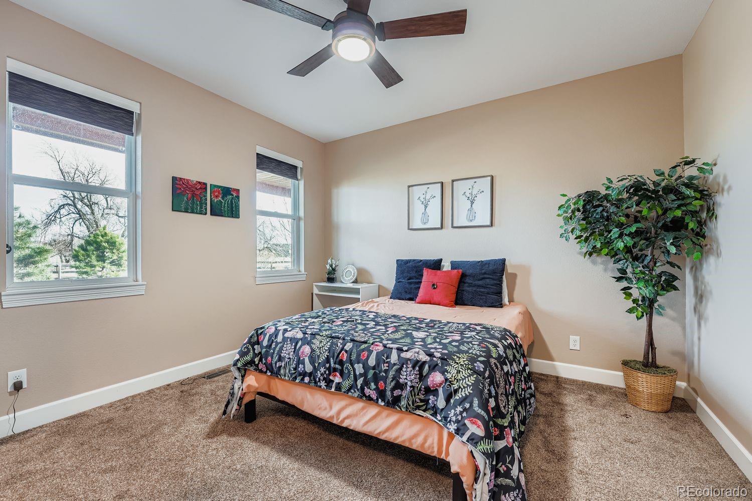 Littleton, Colorado, 80125, United States, 4 Bedrooms Bedrooms, ,5 BathroomsBathrooms,Residential,Active,2008311