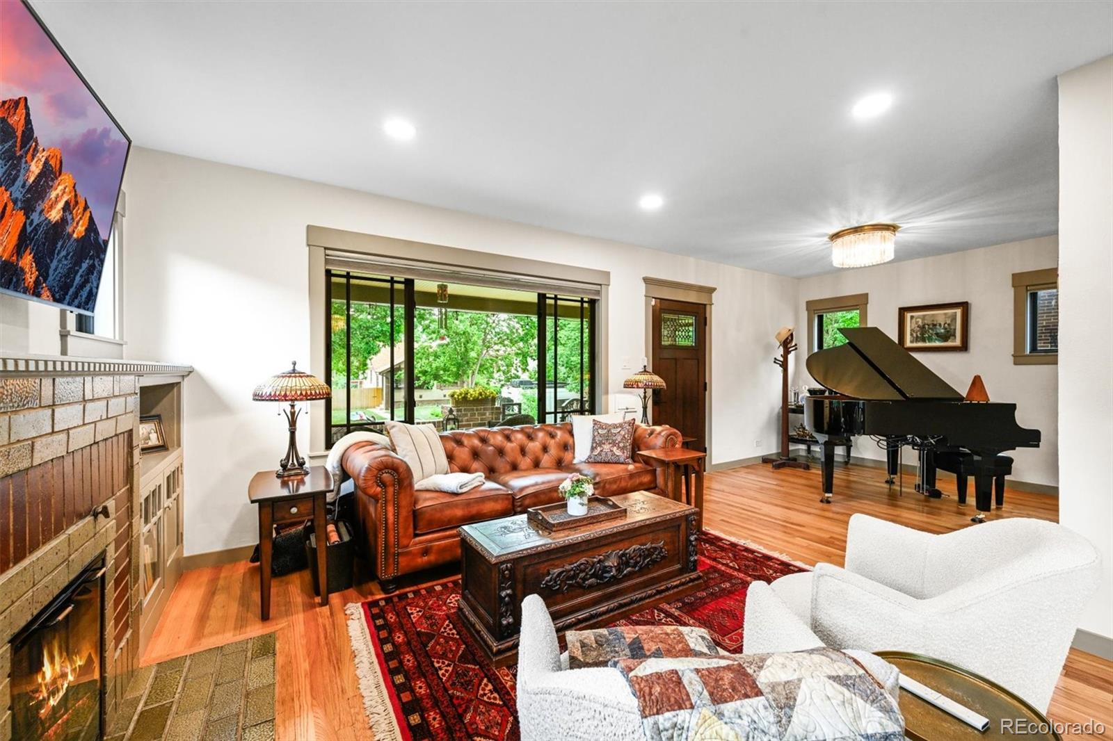 Denver, Colorado, 80210, United States, 3 Bedrooms Bedrooms, ,3 BathroomsBathrooms,Residential,Active,2045001