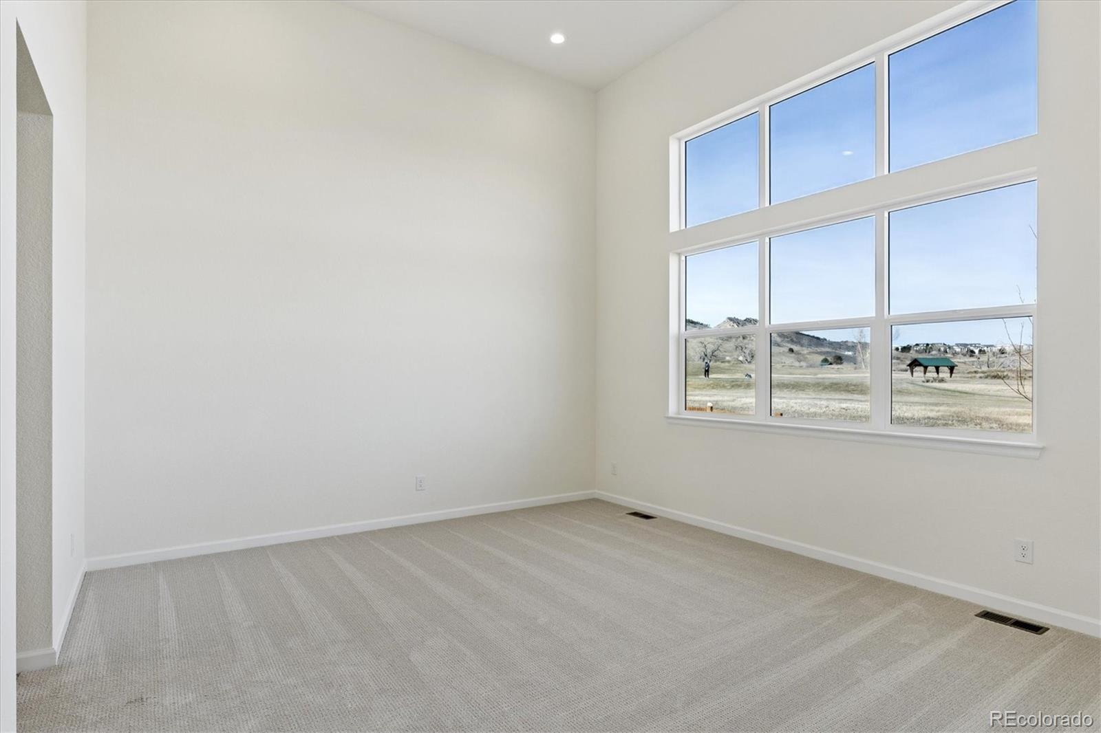 Littleton, Colorado, 80127, United States, 4 Bedrooms Bedrooms, ,4 BathroomsBathrooms,Residential,Active,2015804