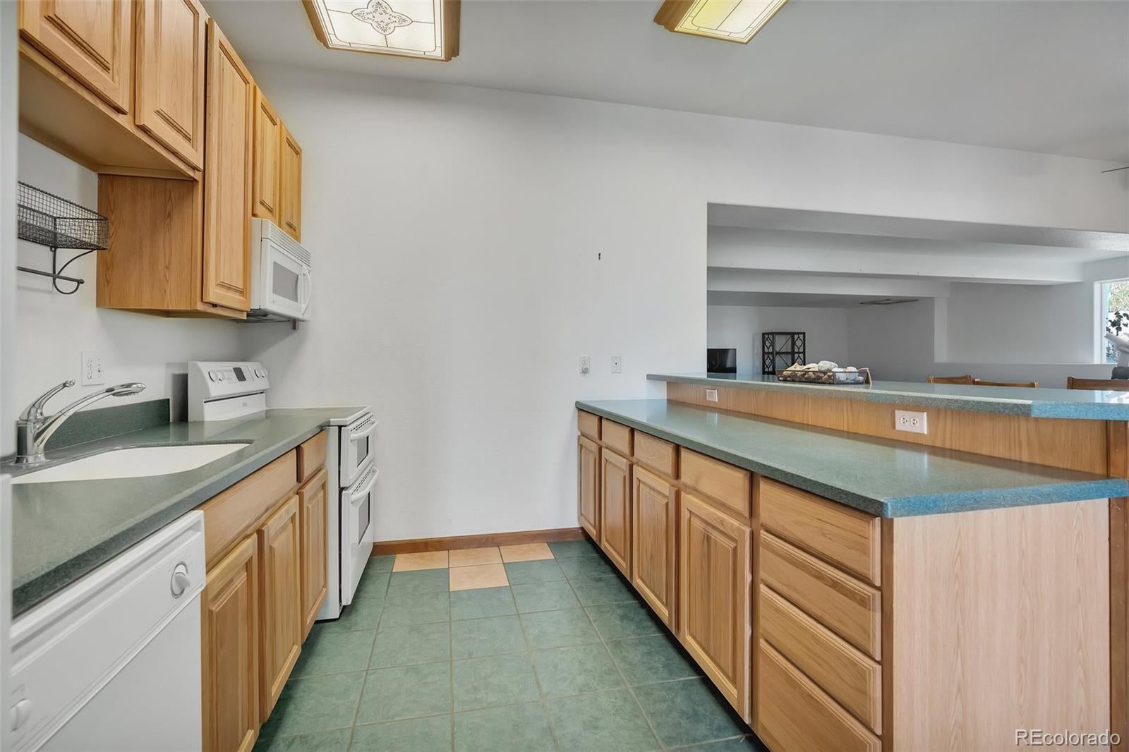 Elizabeth, Colorado, 80107, United States, ,6 BathroomsBathrooms,Residential,Contingent,1885011