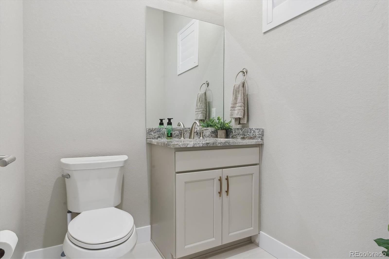 Castle Rock, Colorado, 80104, United States, ,4 BathroomsBathrooms,Residential,Active,1824531