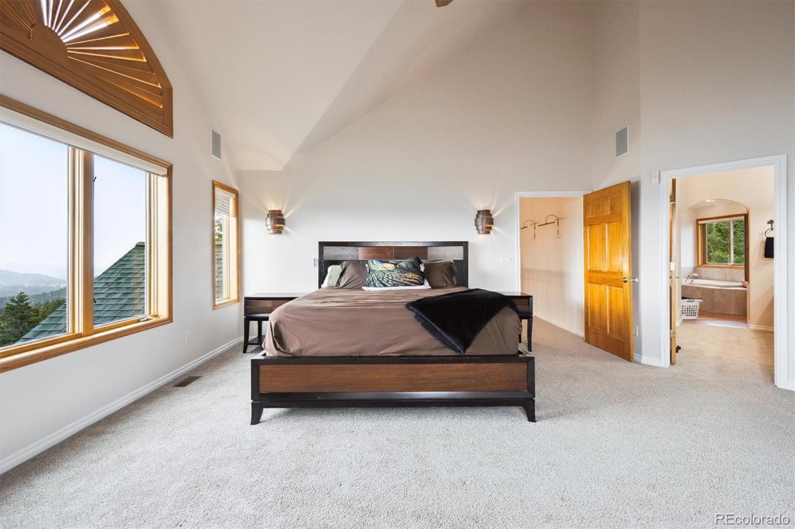 Evergreen, Colorado, 80439, United States, 4 Bedrooms Bedrooms, ,5 BathroomsBathrooms,Residential,Active,1899904