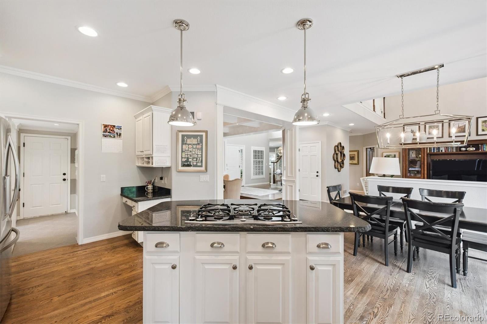 Highlands Ranch, Colorado, 80126, United States, 5 Bedrooms Bedrooms, ,5 BathroomsBathrooms,Residential,Active,1929668