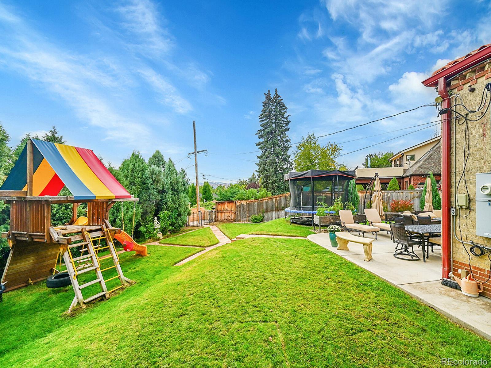 Denver, Colorado, 80212, United States, 4 Bedrooms Bedrooms, ,3 BathroomsBathrooms,Residential,Active,1946316