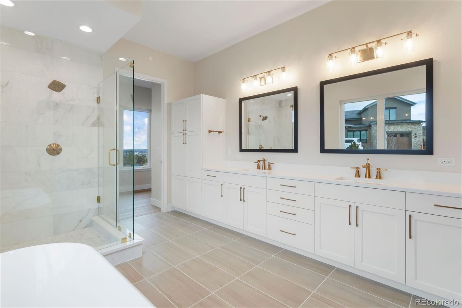 Castle Rock, Colorado, 80108, United States, 3 Bedrooms Bedrooms, ,4 BathroomsBathrooms,Residential,Active,1929695