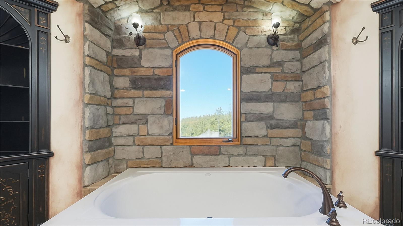 Grand Lake, Colorado, 80447, United States, 4 Bedrooms Bedrooms, ,4 BathroomsBathrooms,Residential,Active,2029748