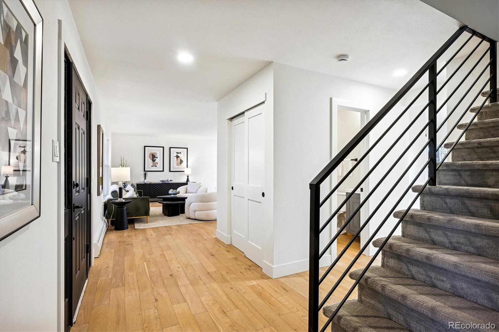 Denver, Colorado, 80237, United States, 5 Bedrooms Bedrooms, ,4 BathroomsBathrooms,Residential,Active,2008256