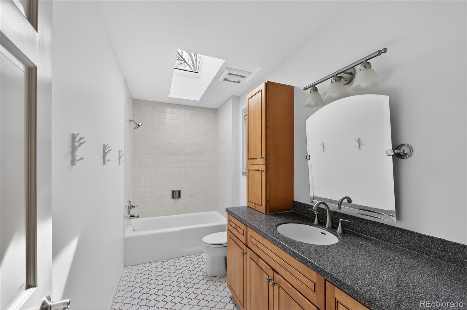 Littleton, Colorado, 80127, United States, 5 Bedrooms Bedrooms, ,4 BathroomsBathrooms,Residential,Active,2022655