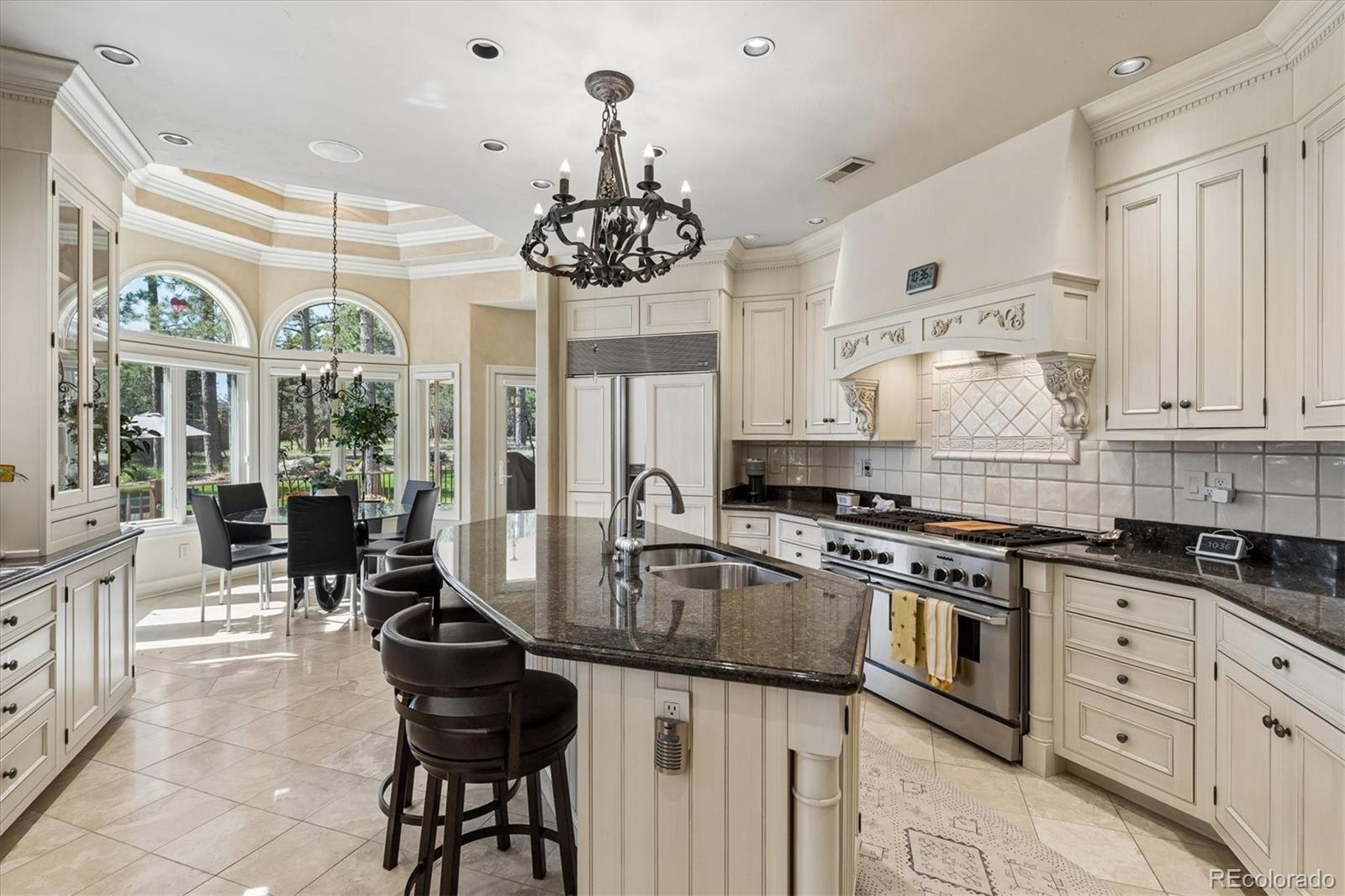 Colorado Springs, Colorado, 80906, United States, 5 Bedrooms Bedrooms, ,7 BathroomsBathrooms,Residential,Active,2045540