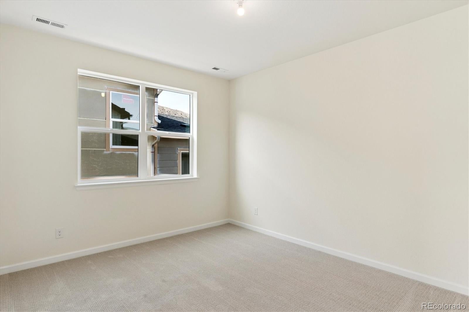 Littleton, Colorado, 80127, United States, 4 Bedrooms Bedrooms, ,4 BathroomsBathrooms,Residential,Active,2015804