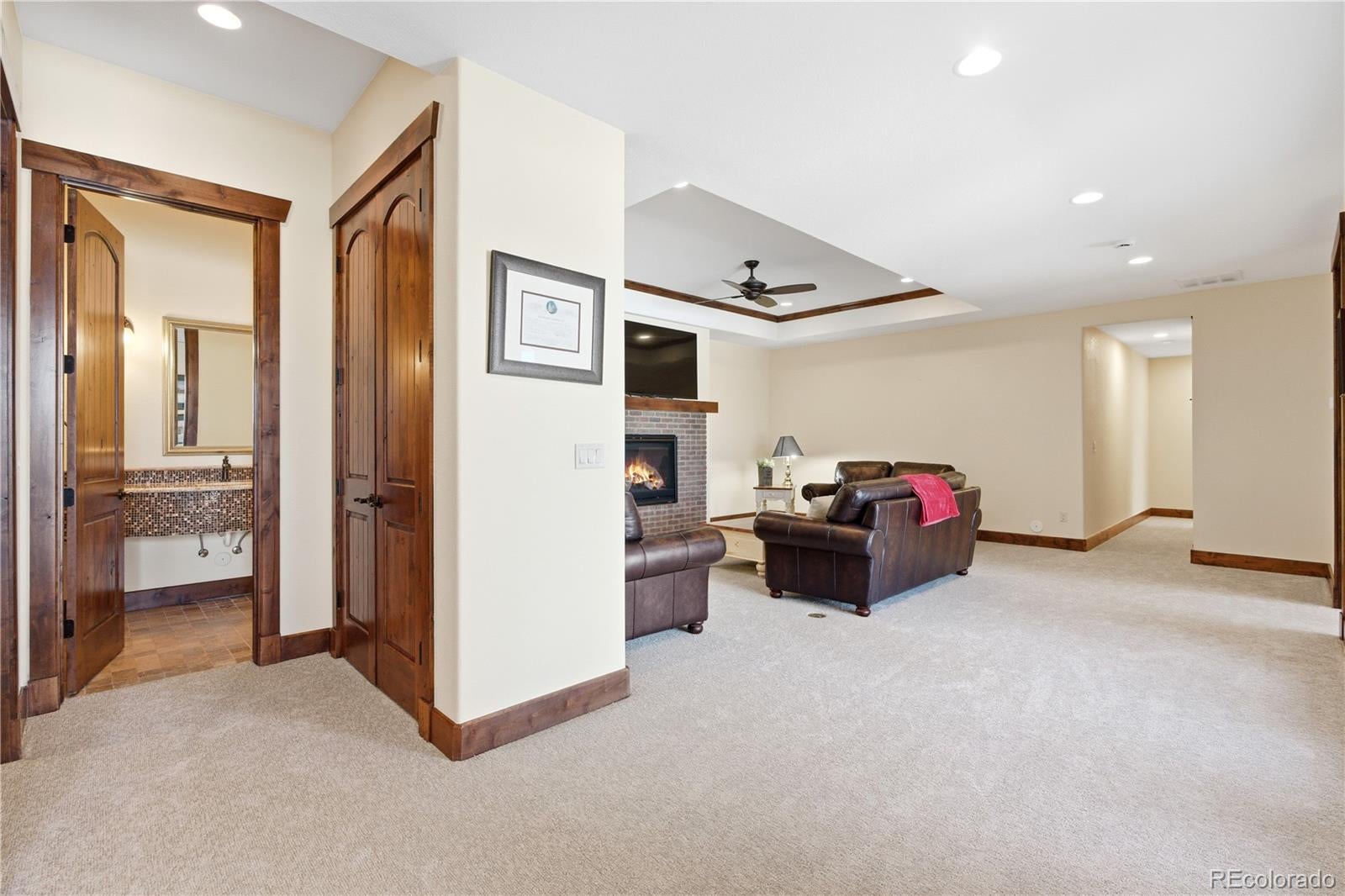 Castle Rock, Colorado, 80108, United States, 4 Bedrooms Bedrooms, ,5 BathroomsBathrooms,Residential,Active,2007242