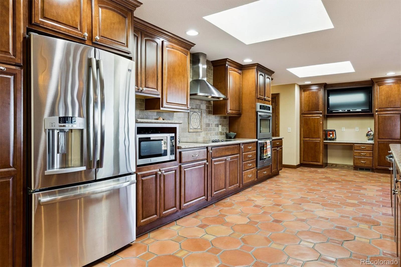 Sedalia, Colorado, 80135, United States, 5 Bedrooms Bedrooms, ,6 BathroomsBathrooms,Residential,Active,1996570